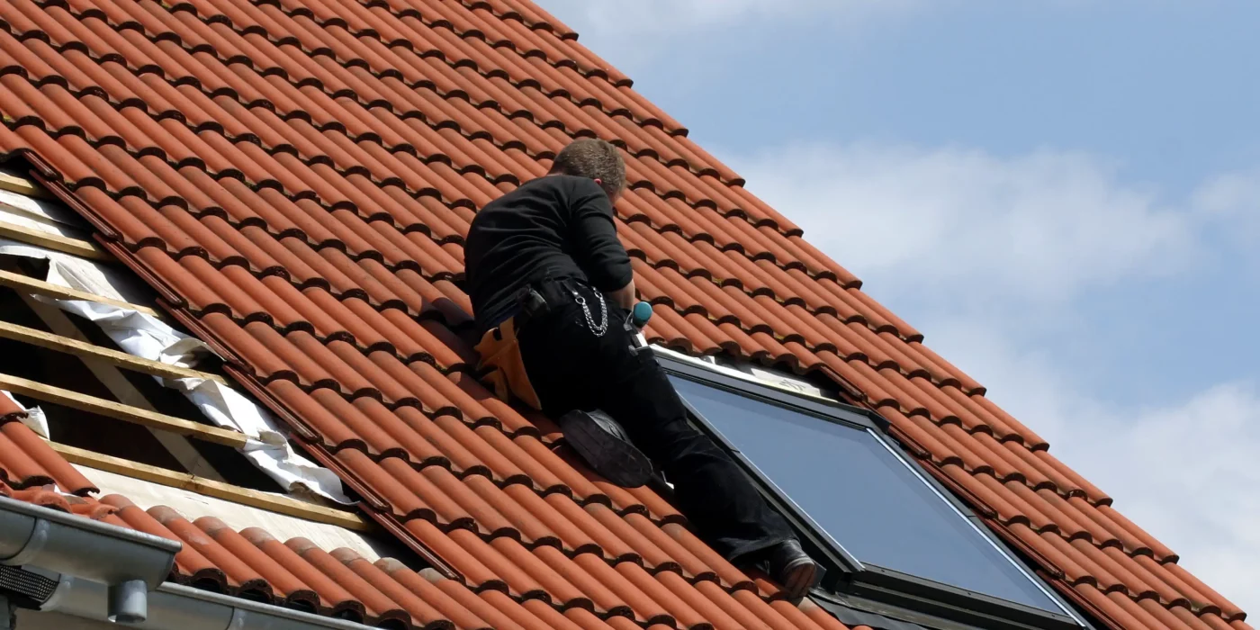 Pose fenêtre de toit 95 | | Couvreur 95 Brandon Taicom